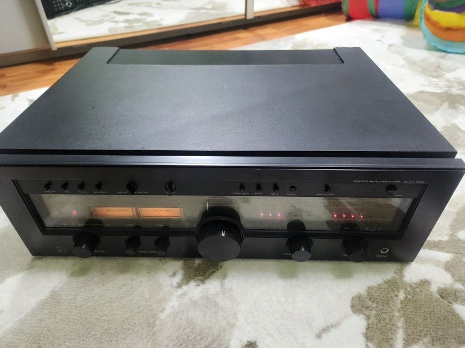 Amplificator Luxman R-1050
