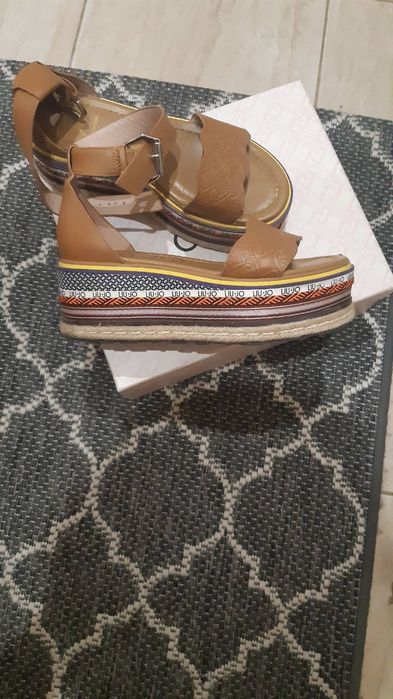 Уникални дамски сандали ЛИУ-ДЖО