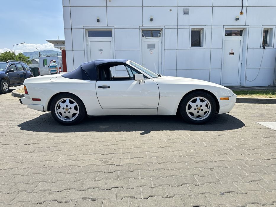 Porsche 944 S2 Cabrio Atestat istoric Reconditionat