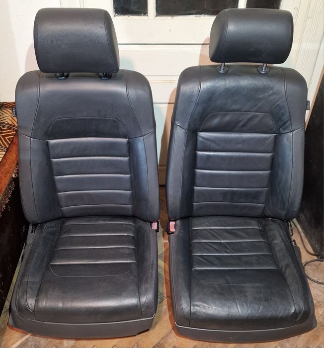 Rampa injectoare dreapta VW/Audi 7L/Q7 3.0 tdi V6 cai cod 059130090AG
