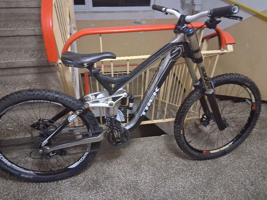 Trek dh evo 2012