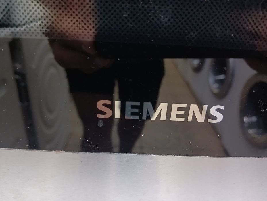 Като нова печка за вграждане Сименс Siemens с две години гаранция!