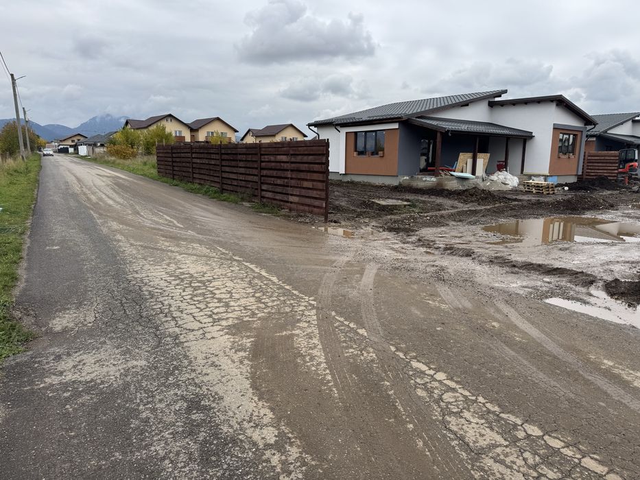 • Direct Proprietar • Casa Noua • La Asfalt •0% COMISION