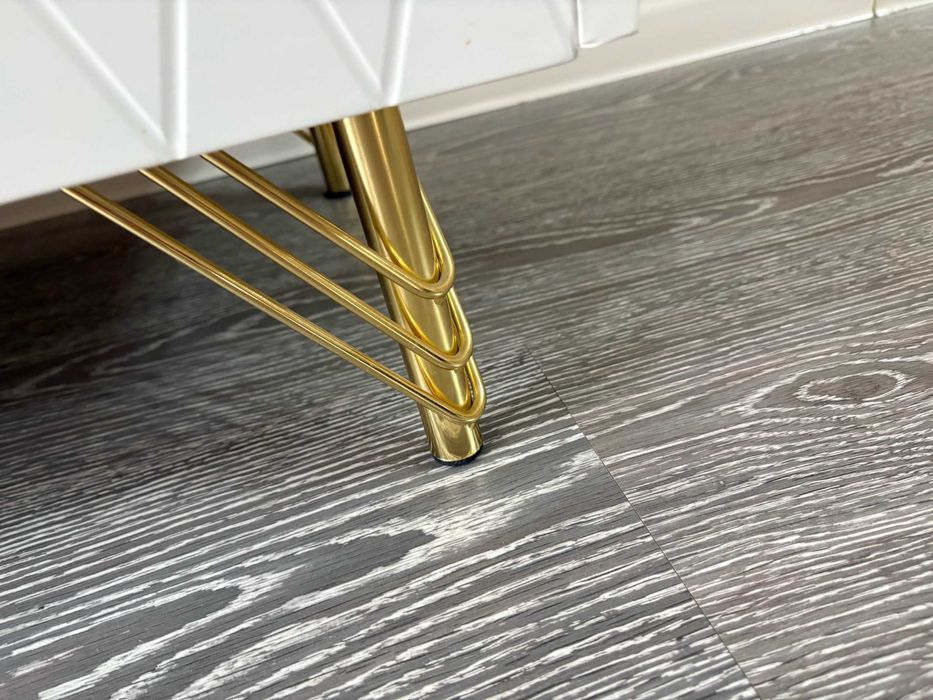 Продаем тумбу под телевизор