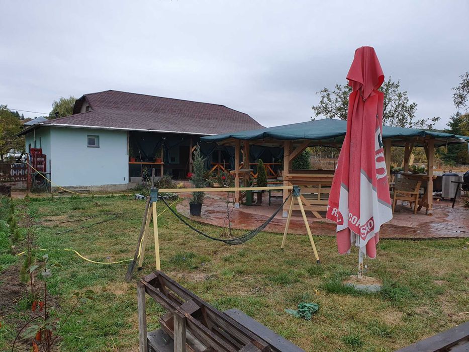 Bar + Magazin + Casă + Teren generos pentru evenimente