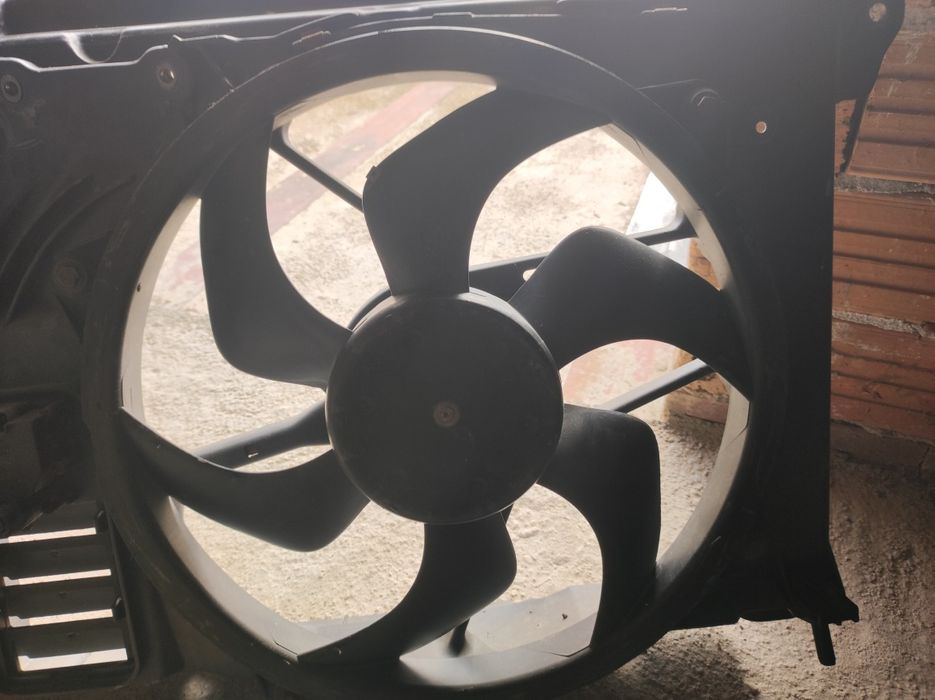 Охладителна перка за Пежо-206,1.6HDI