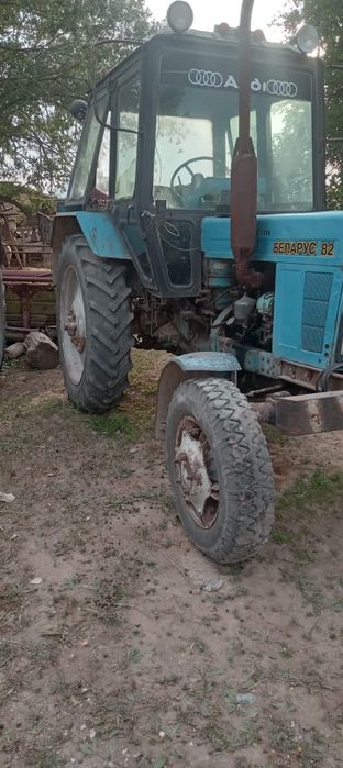 Трактор беларус находиться в туркестане