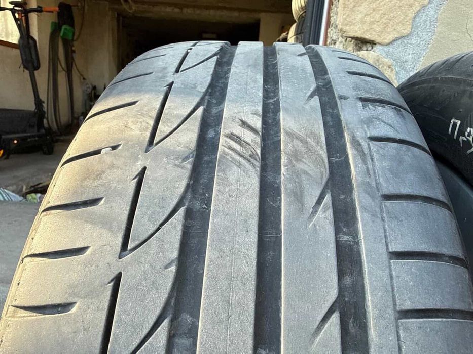 Bridgestone Potenza 225/50/17 runflat