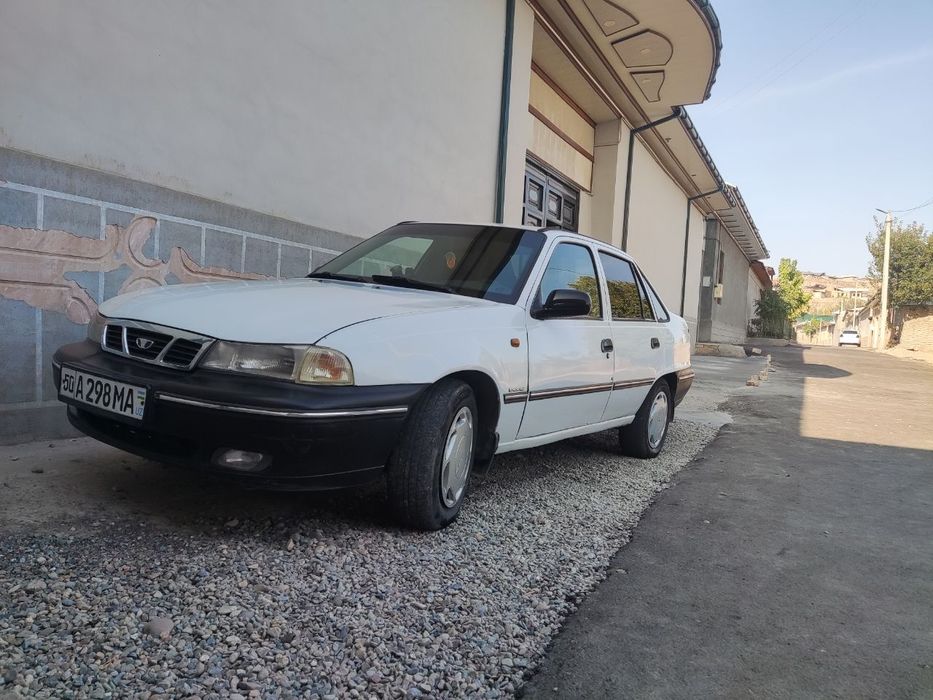 Yaxshi moshina  olila