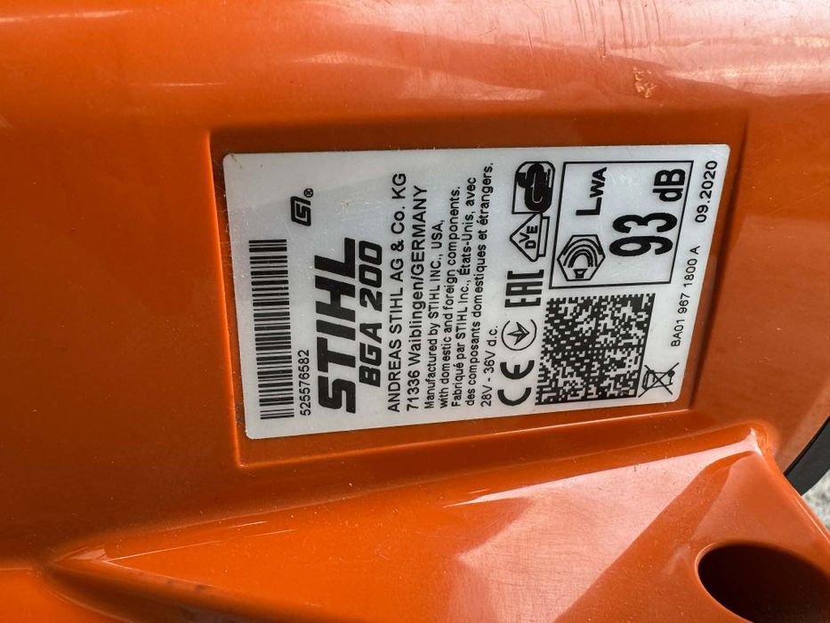 Батерия Stihl AL3000L и акумолаторна  ДУХАЛКА STIHL ST ВGA 200 щил