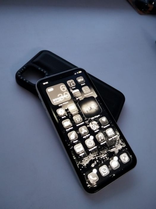 Продам/обмен айфон 11