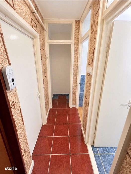 Apartament decpmandat . zona Paucrari /Canta