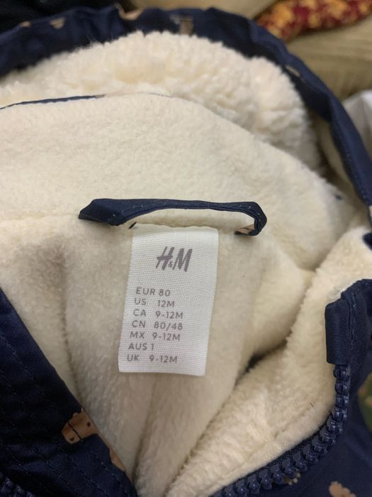 Комбинезон тёплый H&M 9-12 месяцев. Привозили с Европы.