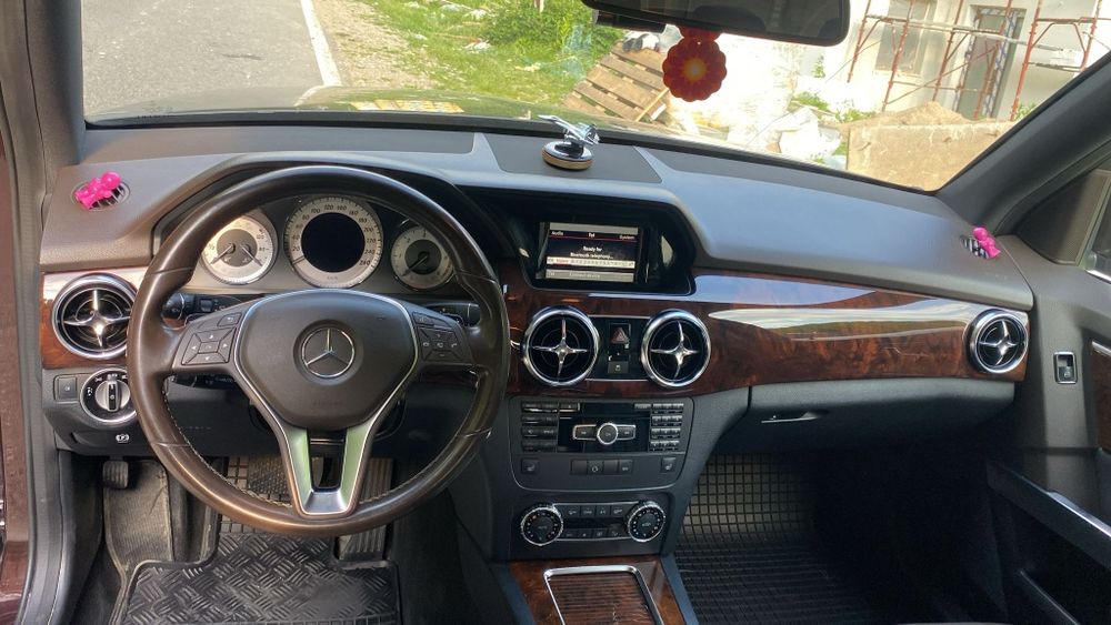 Vând Mercedes GLK 220 CDI 4 MATIC