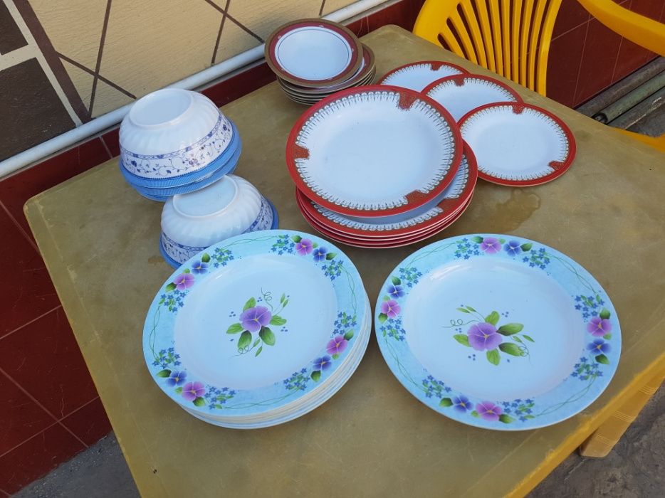 Продается оригинальные пластмассовые посуды