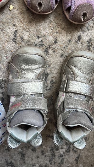 Детская обувь в отличном состоянии