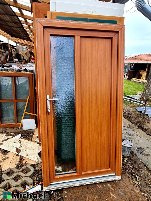 Usa intrare PVC,Gaulhofer,Austria(Rene 8461)