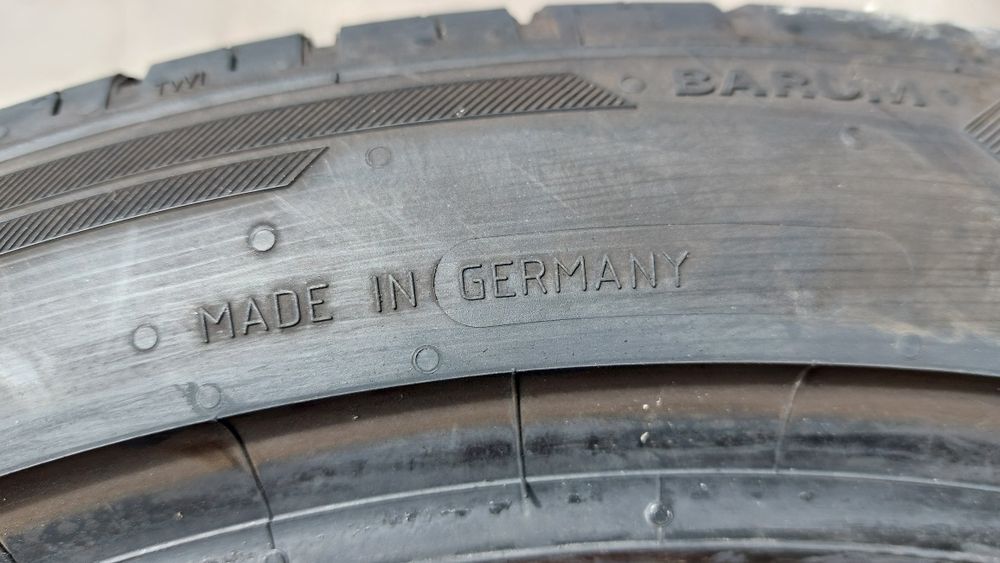 Летни гуми 225/40/18 Barum Bravuris 6 2 броя