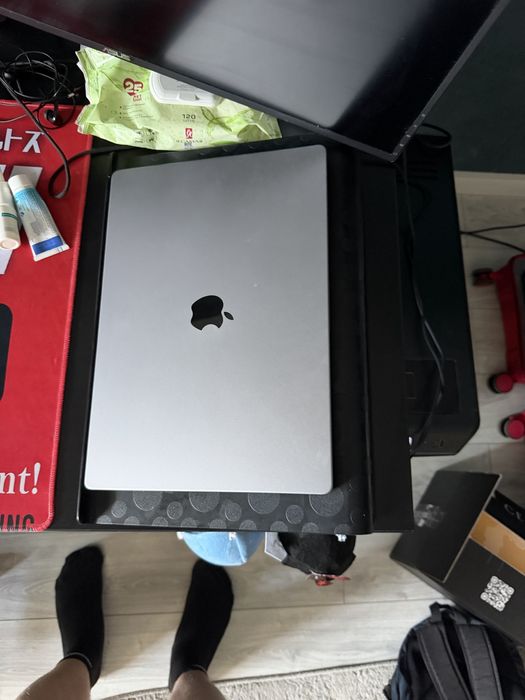 Macbook 16 m1 pro 16gb/512gb