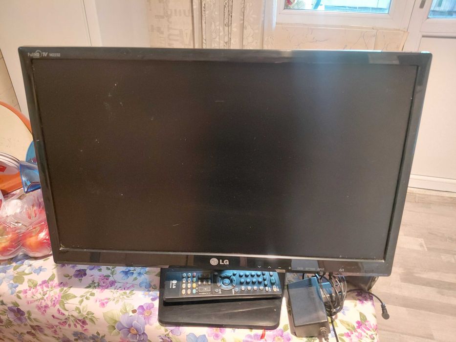 Телевизор LG 24 инча,работещ