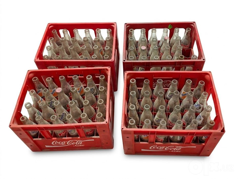 Фирменные ящики Coca-Cola со стеклянными бутылками (4 шт.)