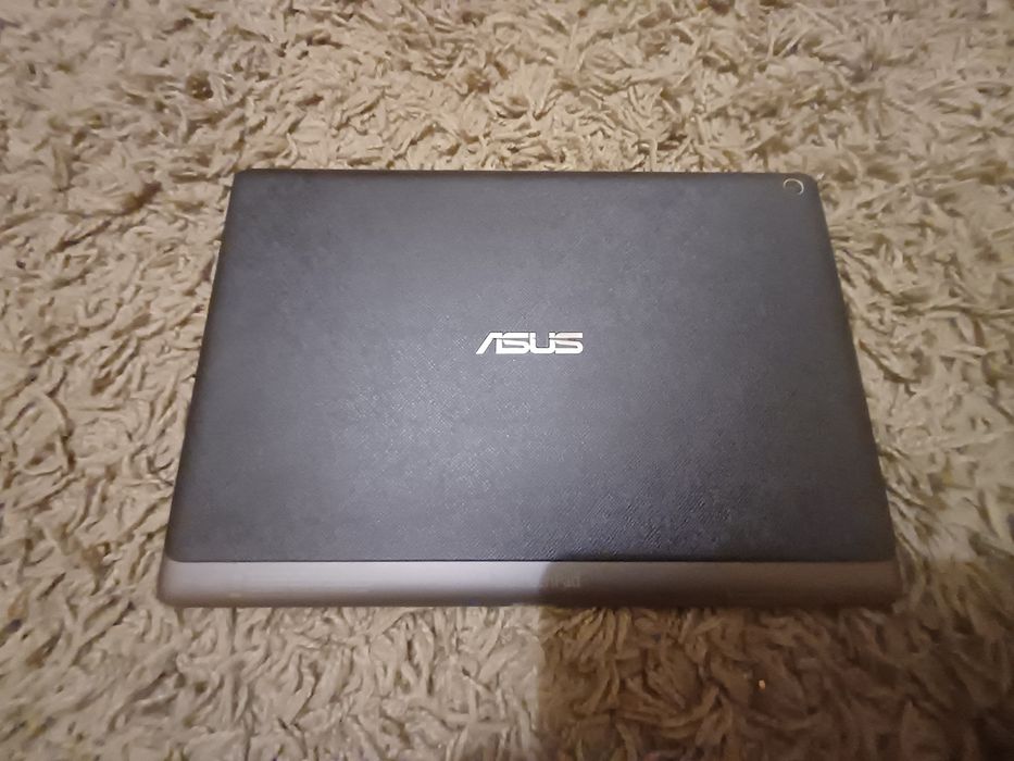 vand tableta Asus