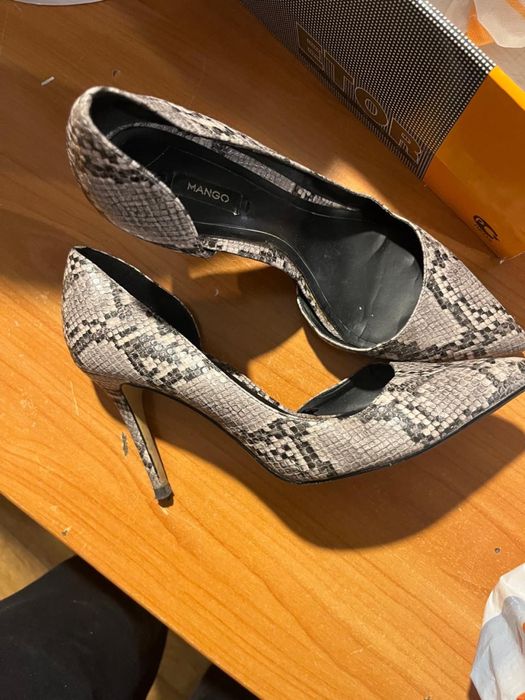 Обувь, Все за 2000 тг