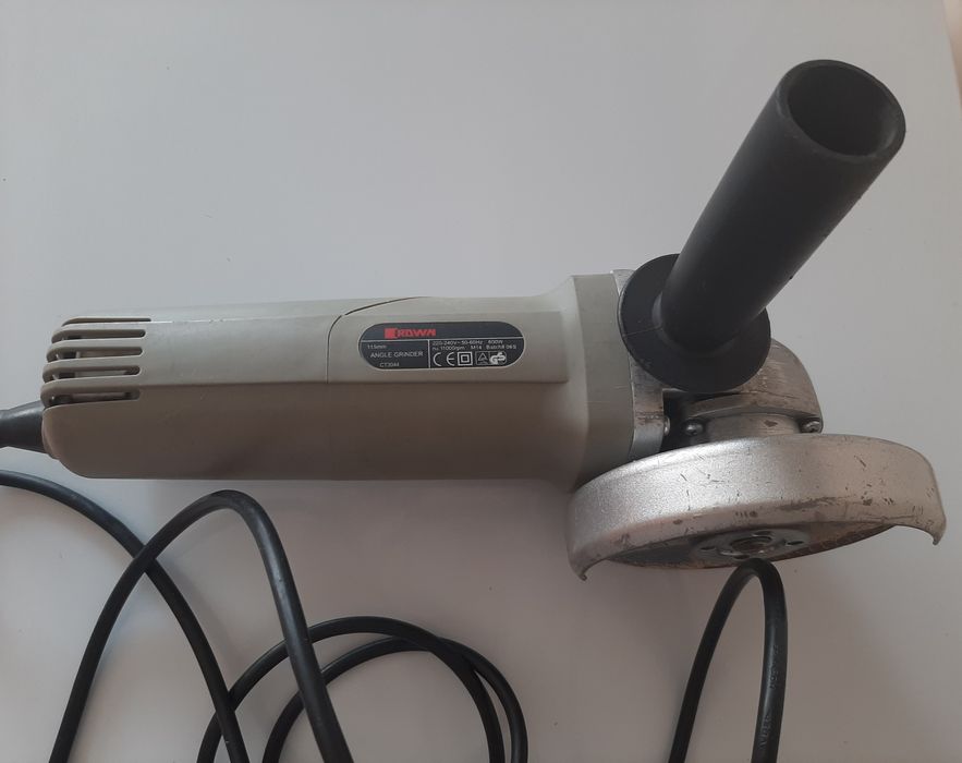 Продам Болгарку Crown