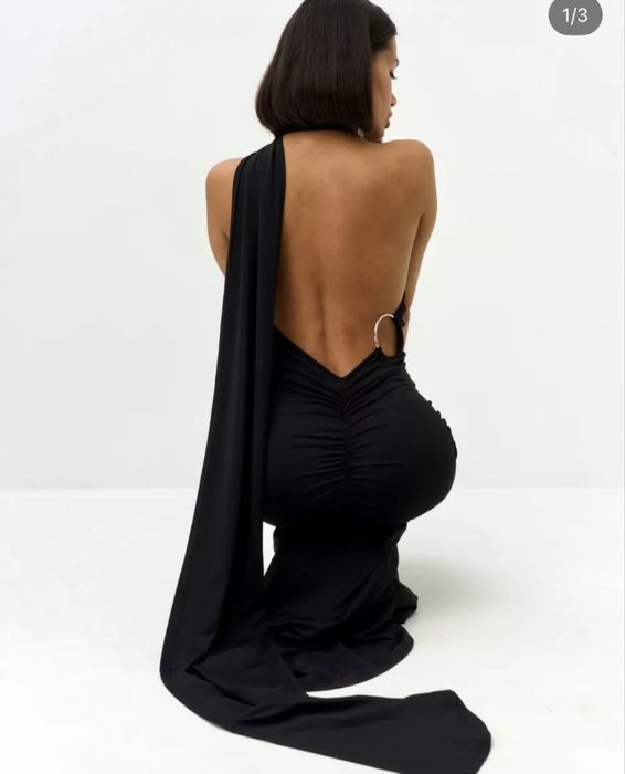 Платье длиноое черное