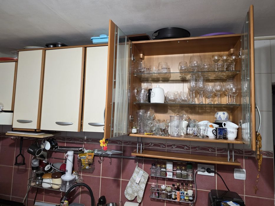 Mobila de bucătărie cu hota si chiuveta bonus