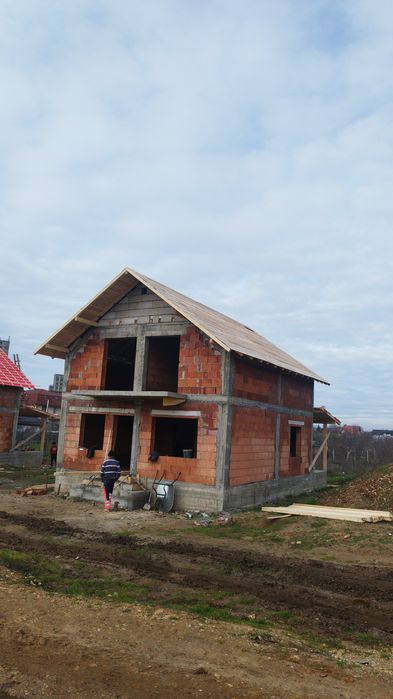 Executam construcții civile