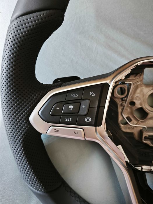 Волан R и еърбег/airbag за VW/Фолксваген-оригинални,чисто нови