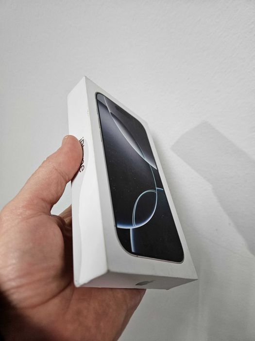 Iphone 16 Pro 512 gb neverlock sigilat la cutie.