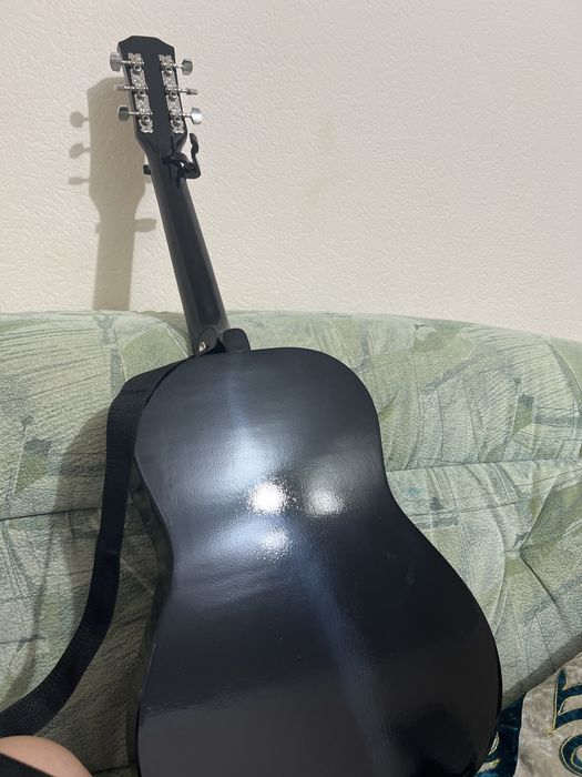 Гитара акостика