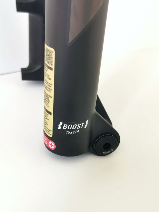 Вилка Suntour Raidon32 RLR 29" 100mm Boost 15X110mm