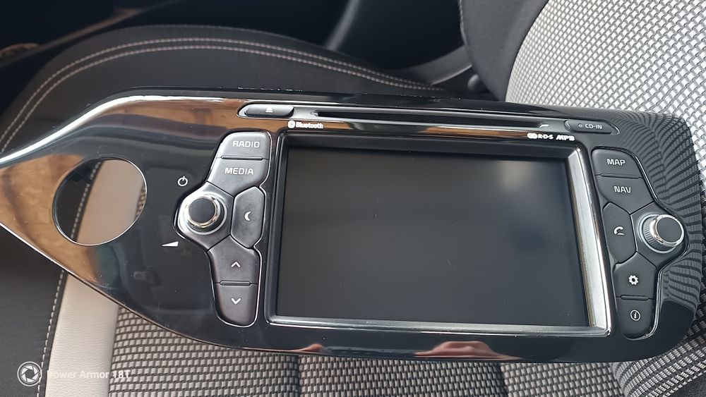 Оригинална навигация за Kia Ceed