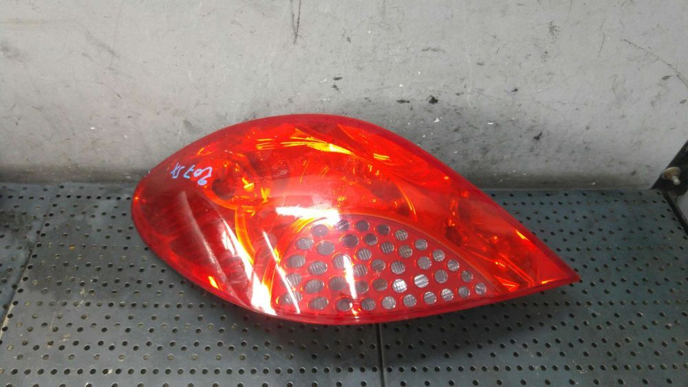 Stop tripla lampa stanga peugeot 207 wa wc hatchback 964998668003