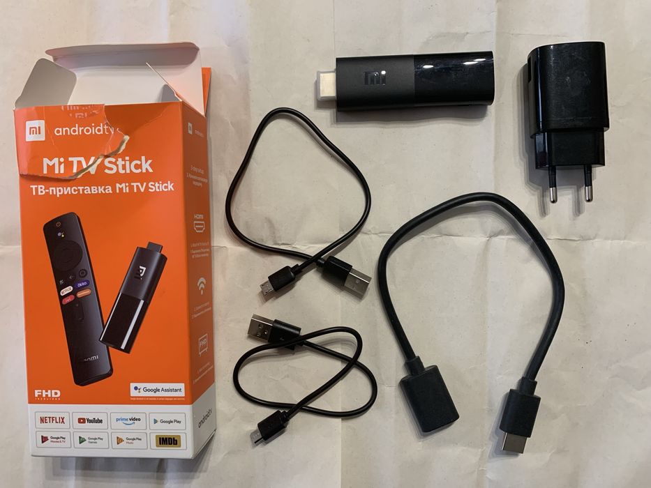 ТВ приставка Xiaomi Smart TV Stick