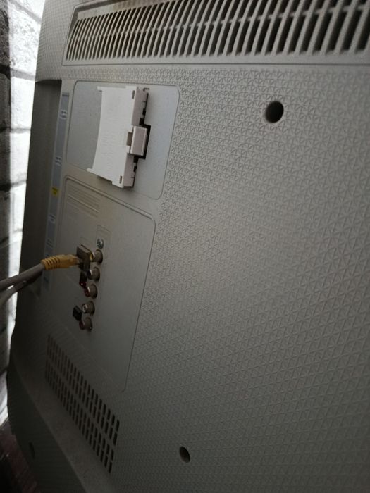 Телевизор Самсунг диагональ 102