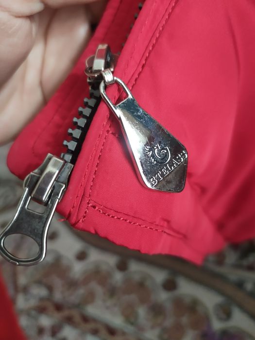 Зимний пуховик размер S (42)