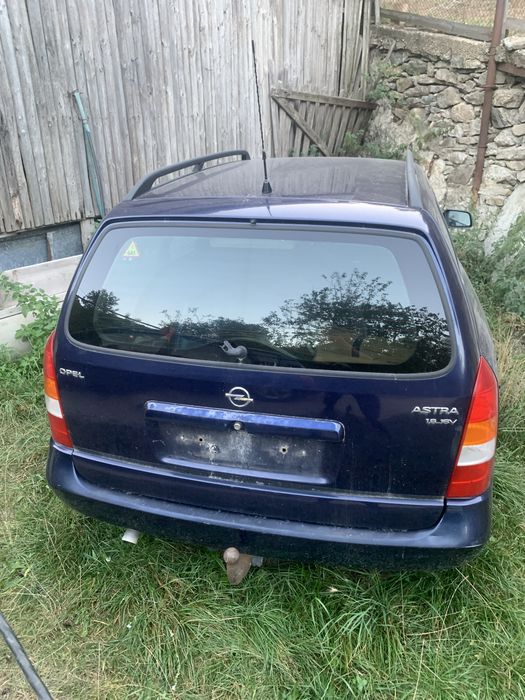 Opel Astra G на части