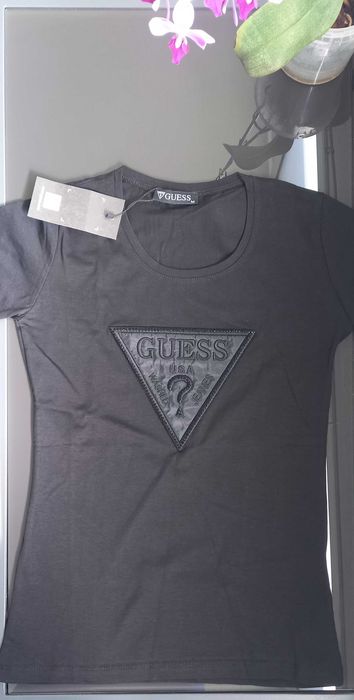 Тениска на Guess