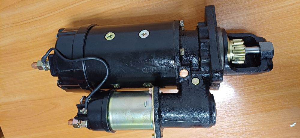 Стартер продам  грузовой