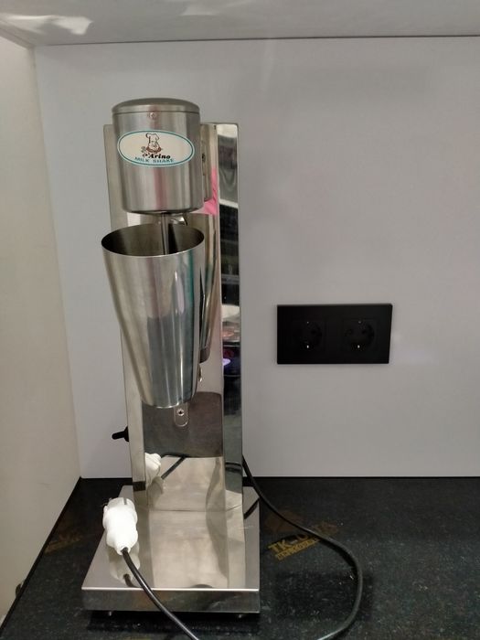 Шейкер для приготовления коктейлей