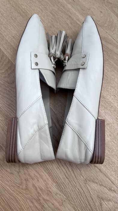 Mocasini damă Zara din piele naturală crem cu franjuri – mărimea 39