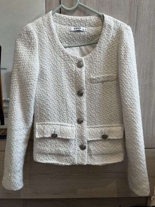 Твидовый белый пиджак