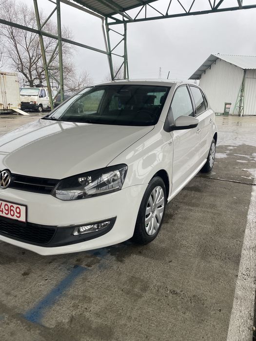 Volkswagen polo 12 mpi 80cp. Benzina