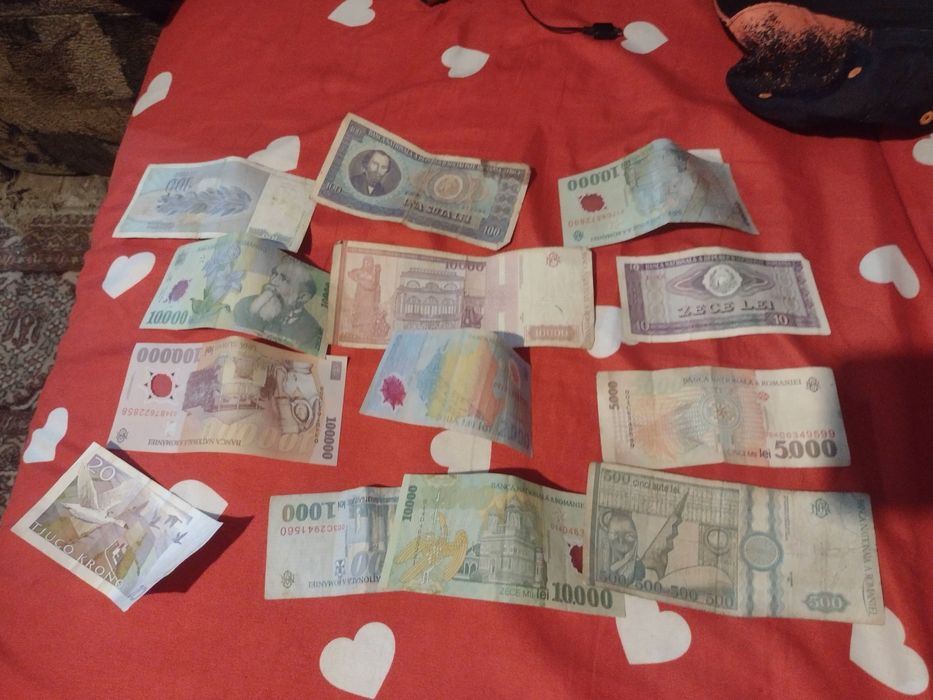 Vând bancnote vechi 500 lei buc