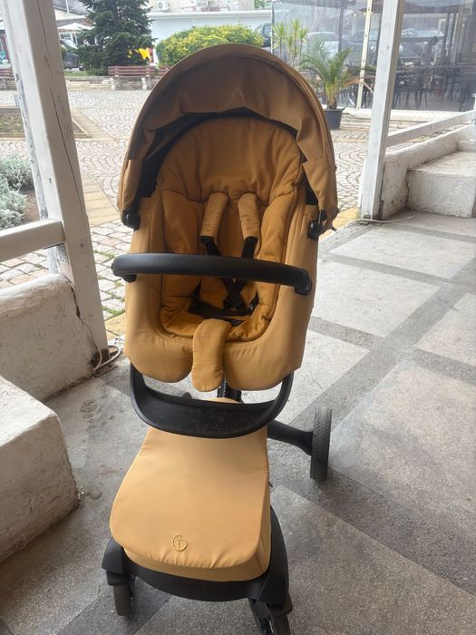 Бебешка количка Stokke