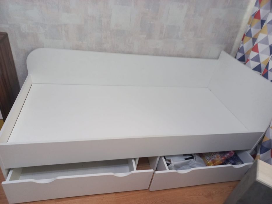 Продам Кроватьььь